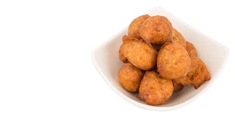 Calabrian crispelle 300 ml warm water 500 gr flour 5 gr salt 1 tsp sugar 13 gr yeast frying seed oil anchovy ricetta 300 ml. crispelle fritte calabresi | Frittelle salate, Idee ...