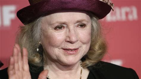 actor piper laurie known for roles in carrie and the hustler dies at 91