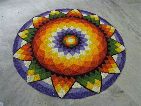It's time to blow your mind off with beautiful onam pookalam designs. Beutiful flower rangoli.... | Pookalam design, Rangoli ...