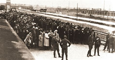 Esesman Z Pierwszej ławki Josef Mengele Prymus Z Auschwitz Magazyn Wp