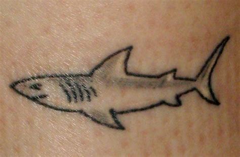 Big shark with little shark tattoo design. 44 best Simple Shark Tattoo images on Pinterest | Shark ...
