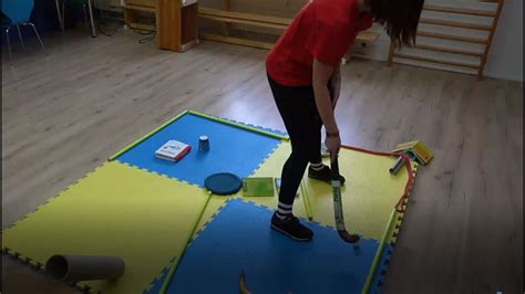 Med til golfanlegget hører søylehuset cafe, et landemerke i ekebergparken, som har servering både ute og inne hele året. SPORTS@HOME: HEUTE " MINIGOLF FÜR ZUHAUSE!" - YouTube