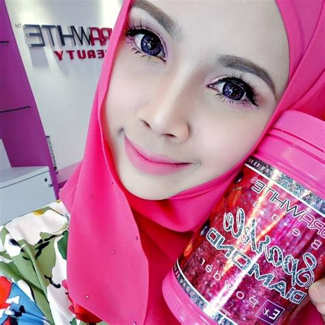 Pastinya ramai yang kenal dengan aplikasi facebook yang begitu popular hari ini. Biodata Furyna Azmeer, Pengasas AuraWhite | Azhan.co
