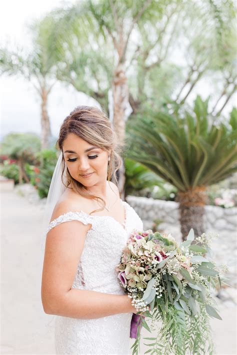 Elegant DIY Bride | Los Angeles Wedding Photographer Jackie Ceja 