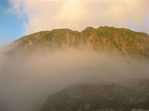 Mountain Color – FREEBigPictures.com