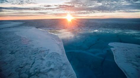 Nonton film greenland (2020) sub indo, download film bioskop sub indo. Is wacky weather helping melt Greenland? | Science | AAAS