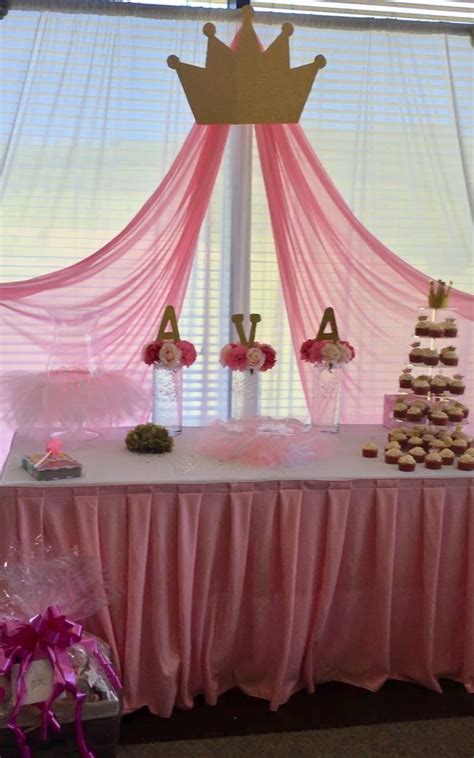 Mir wird gedroht, dass sie die show abbrechen, weil ihr nicht in eure boxen geht, so nena. Baby shower for Yvonne and baby Ava | Decoracion de fiesta ...