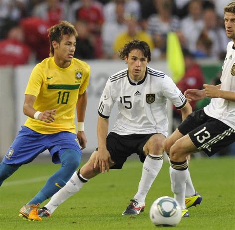 Im länderspieljahr 2021 geht es zunächst im märz los mit gleich drei. Länderspiel: Deutschland zaubert sich gegen Brasilien zum ...