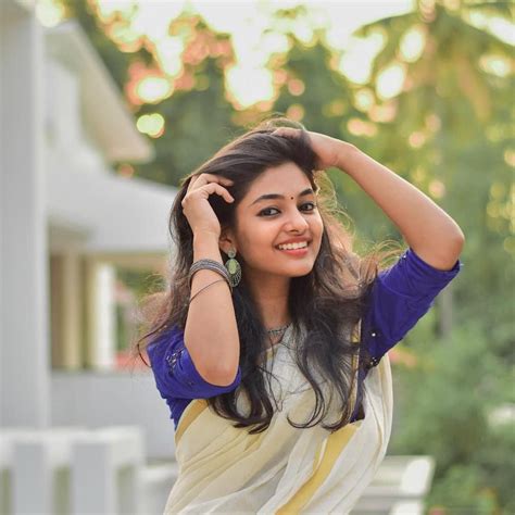 Kerala Actress Latest Cute Pics In Saree Cinehub
