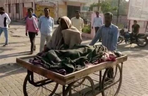 No Ambulance For Poor Man Carries Wife S Body On Handcart For 5Km To