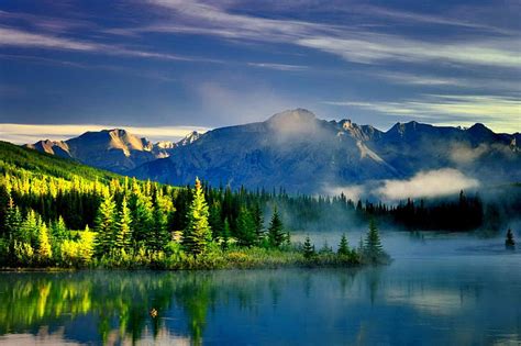 Tranquil Lake Shore Quiet Clear Sky Lake Mist Mirrored Mountain