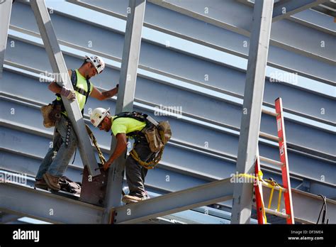 Iron workers hi-res stock photography and images - Alamy