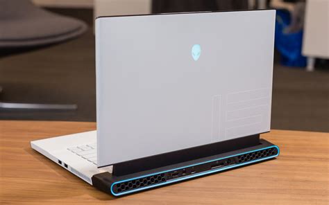 Dell Alienware M15 R2 2019 New Laptopvang