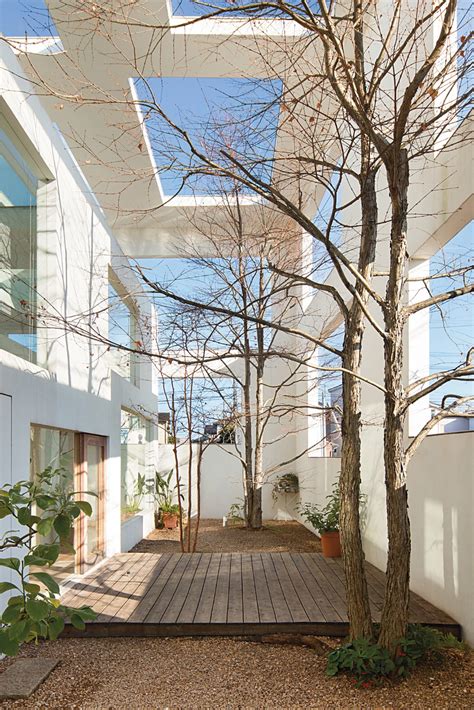10 Eclectic Homes To Get Lost In Published 2020 Sou Fujimoto