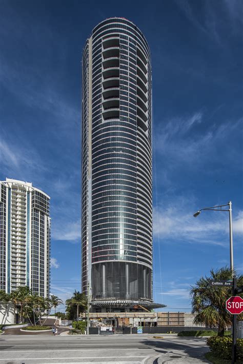 Gallery Of Miamis Porsche Design Tower A Bland Monument Of Hubris In