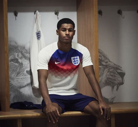 Bemessungsgrundlage für den erfolg eines trainers ist die durchschnittliche punkteausbeute pro spiel. Nike Release New England Home And Away Kits For 2018 World ...