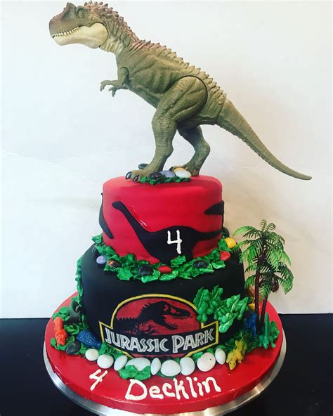 Jurassic Park Cake Saturday January 26 2019 Sassycakeladyamy Cake Decorating Cake Fondant