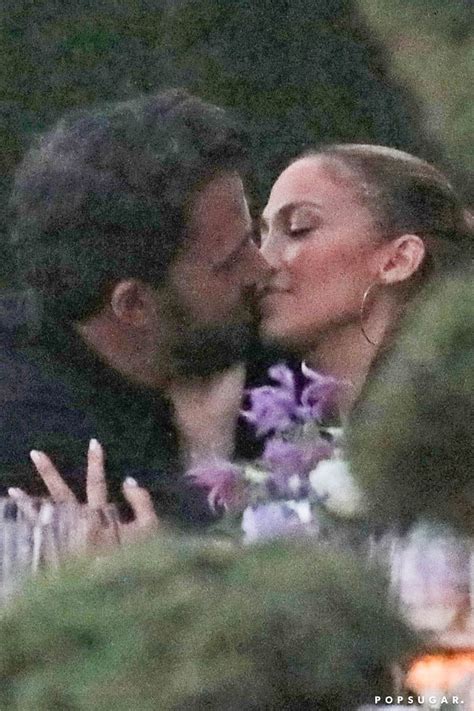 Actor ben affleck and his fiance actress/singer jennifer lopez attend the los angeles lakers v. Jennifer Lopez and Ben Affleck Kissing in Malibu ...