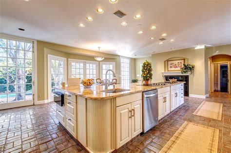 Here are the best kitchen island ideas for 2021! large kitchens with islands | Beige Kitchen Decor Ideas ...