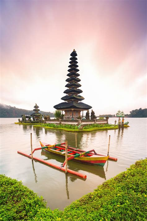 Bali's pura ulun danu bratan temple pokes up out of the waters of lake bratan as though it is simply the peak of some much larger temple just beneath the . The 10 Best Ulun Danu Beratan Temple (Pura Ulun Danu ...