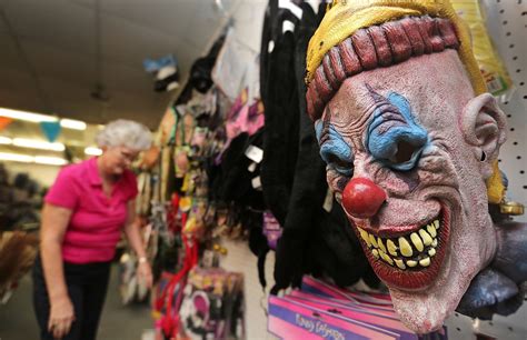 Scary Clowns Halloween May Not Be A Good Mix This Year