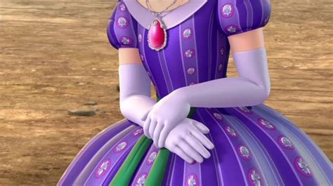 The Amulet Of Avalor Sofia The First Amulets Wiki Fandom In 2020