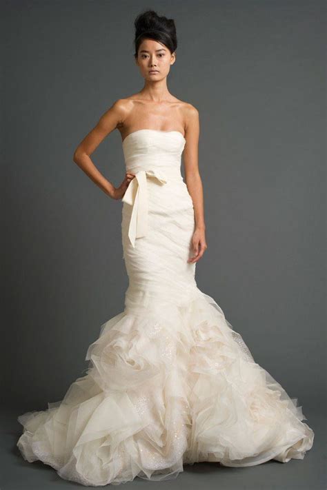 Vera Wang Hilary Duff Rok Used Wedding Dresses Online Wedding Dress
