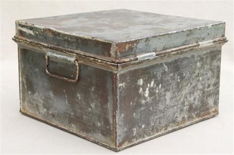 Hi!our bread box is looking dull. vintage Kreamer bread box or storage tin, metal box w ...
