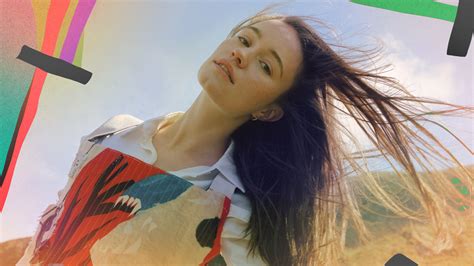 Sigrid Interview Leveling Up On Sophomore Album How To Let Go