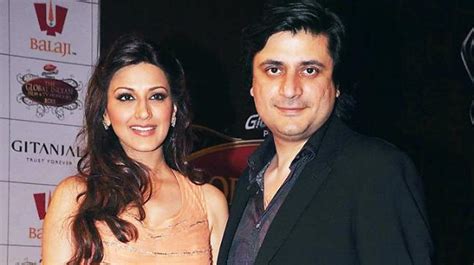 Sonali bendre family with parents, husband, son, sister & biography hello friends, welcome to sonali bendre is an indian actress and model sonali bendre husband and family life sonali. Sonali Bendre's husband Goldie Behl on her cancer ...