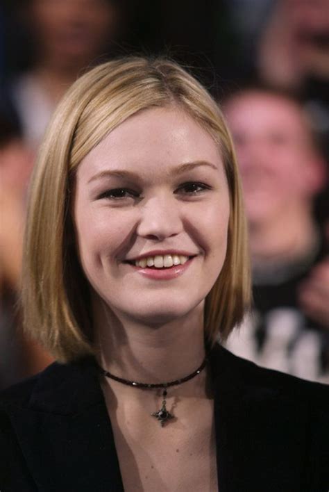 100 Trl Moments That Will Bring You Right Back To The Early 2000s Julia Stiles Stiles