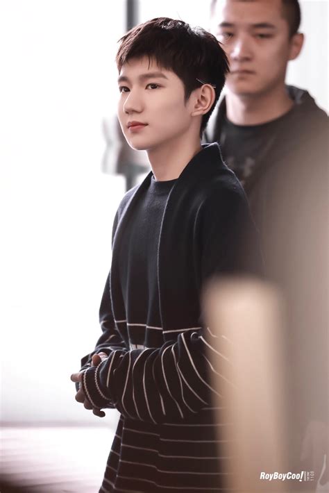 Download lagu wang yuan tfboys mp3 gratis 320kbps (3.43 mb). Ghim của Ary trên 王源 Wang Yuan | Ca sĩ, Vương