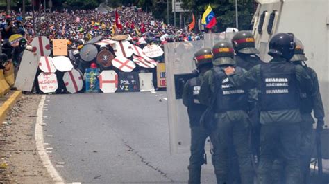 5 escenas de violencia de una intensa jornada de protestas en venezuela en contra del gobierno