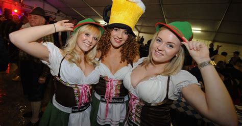 Birmingham Oktoberfest 2014 Revellers Shrug Off Rain To Hail Start Of Beer Festival