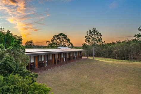 Maybe you would like to learn more about one of these? Hunter Valley Wine Country Cabins 2 guests - Goodwill Getaways