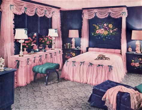 I have a lot of great advertising for 50s bedroom sets, and thought i'd start a new. 1950 PINK! Bedroom | Published in the July 1950 edition of ...