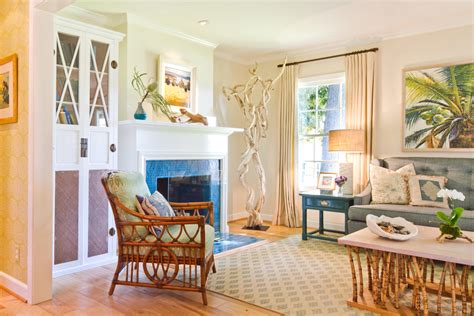 California Cottage Beach Style Living Room Los Angeles By