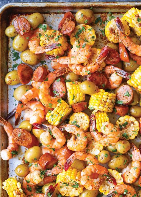 I mean look at the deliciousness we got going on here… vegetables that go with shrimp. 20 of Our Favorite Family Dinner Recipes | Merrick's Art