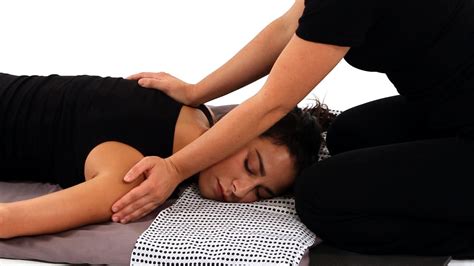woman relaxing during a back massage hoodoo wallpaper