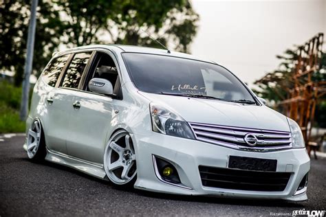 Gambar modifikasi grand livina indonesia 2018 modifotto via modifotto.blogspot.com. Oky's 2011 Nissan Grand Livina - GETTINLOW