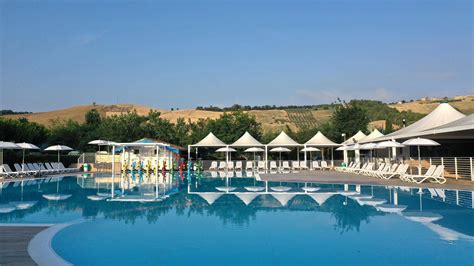 Villaggi Abruzzo Mare Foto Mare E Piscina Pineto Beach Village