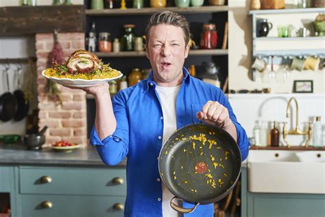 Whats On Tv Tonight Jamie Oliver Gets Rid Of The Washing Up With One