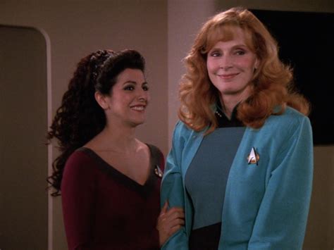Deanna Troi And Beverly Crusher Deanna Troi Beverly Crusher Star Trek
