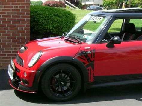 How reliable are mini coopers? 02-06 Mini Cooper Torn Union Jack Decals - Rocky Mountain Graphics