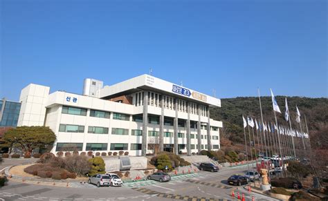 각 카 드사 별 신청 페이지는 아래 ' 카드사 신청 주소 '를 참고하시기 바랍니다. 경기도 정부 긴급재난지원금 신청방법 알아두면 좋은 내용
