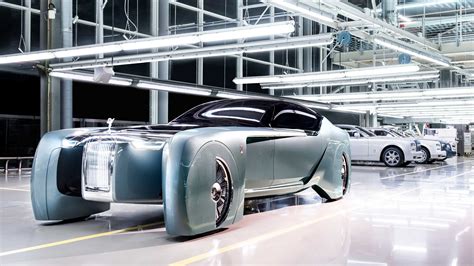 Rolls Royces Self Driving Concept Car Gives New Meaning To Land Yacht