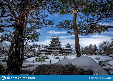 Matsumoto Castle In Winter Stock Image Image Of Black 135172545