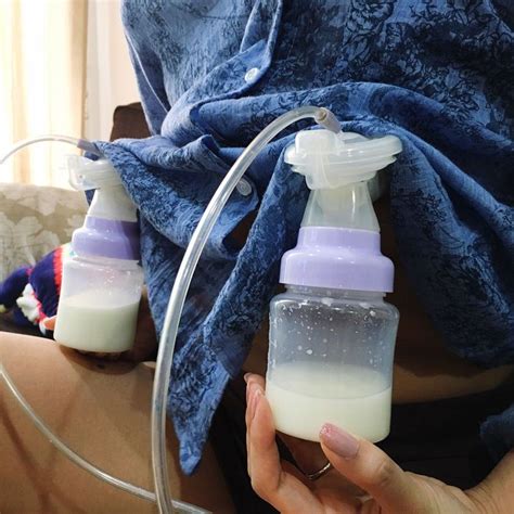 Women On What Pumping Breast Milk Feels Like