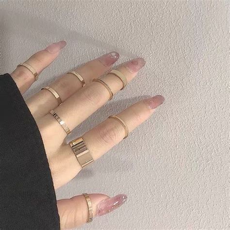 13 Aesthetic Rings You Must Have At Your Wardrobe In 2021 In 2021