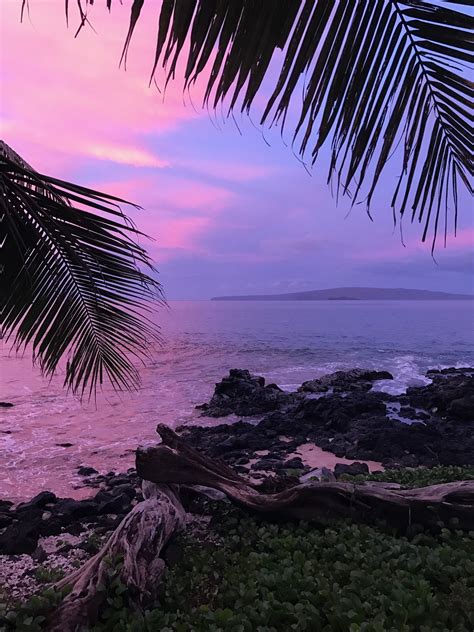 Sunrise Over Maui Hawaii Beach Hawaii Beaches Maui Hawaii Beaches